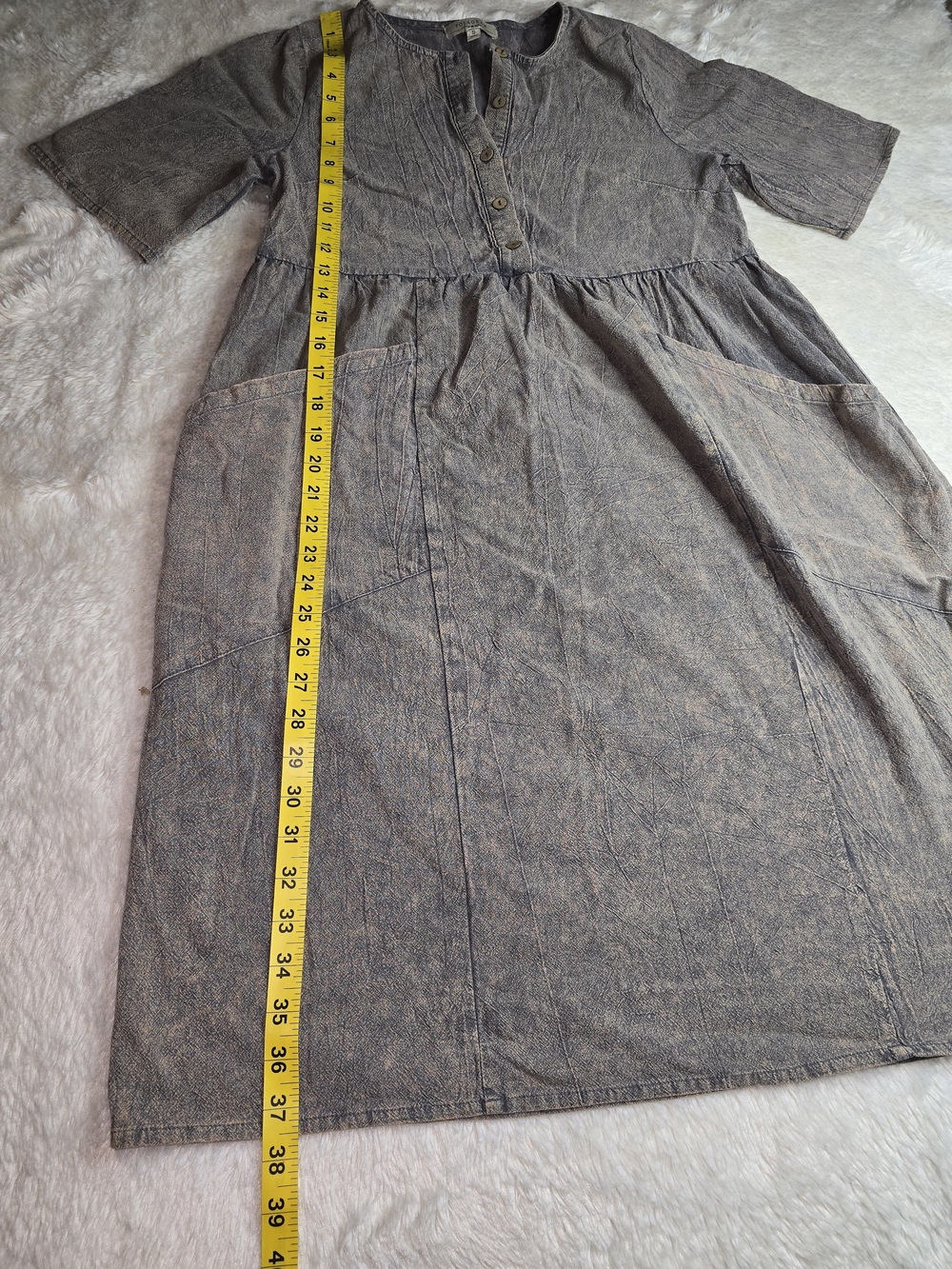 Polagram Taupe Short-Sleeve Corduroy Pocket Dress - Picture 5 of 9